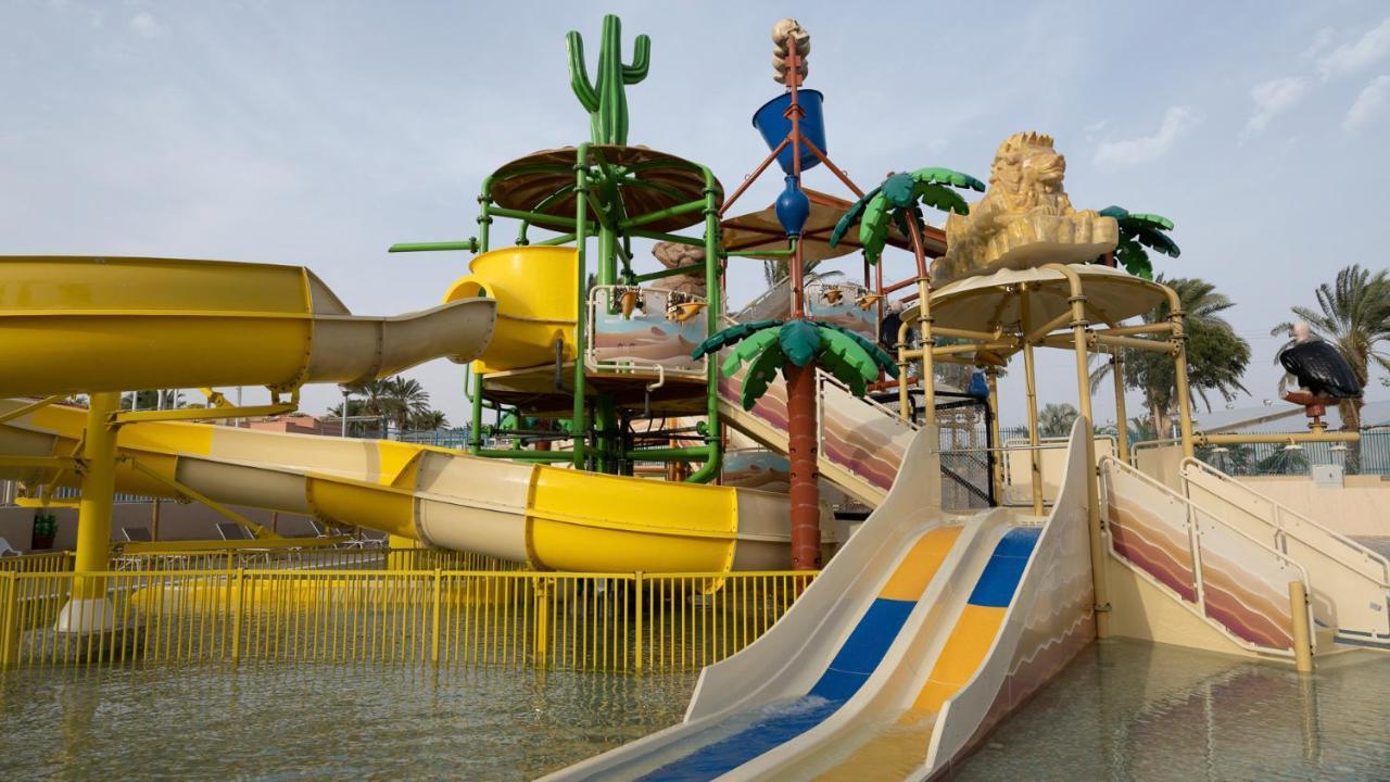 U Splash Hotel 2*