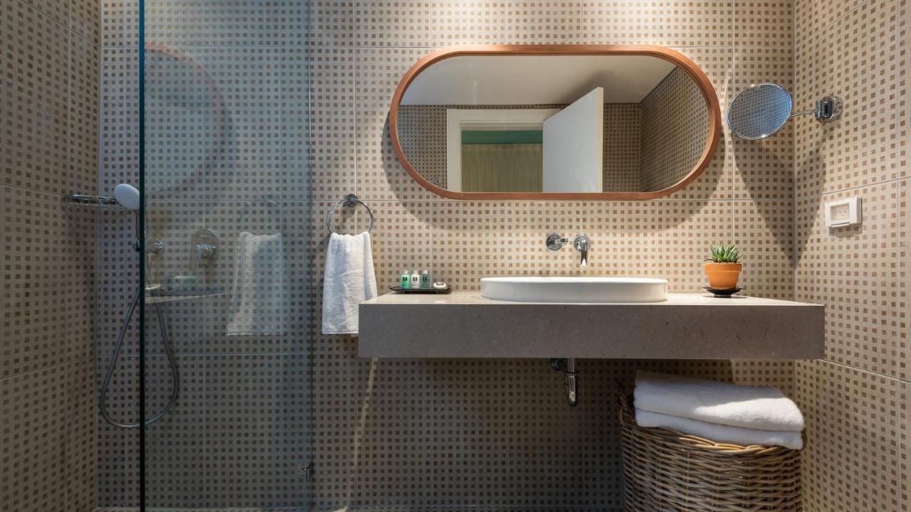 U Splash Hotel 2*