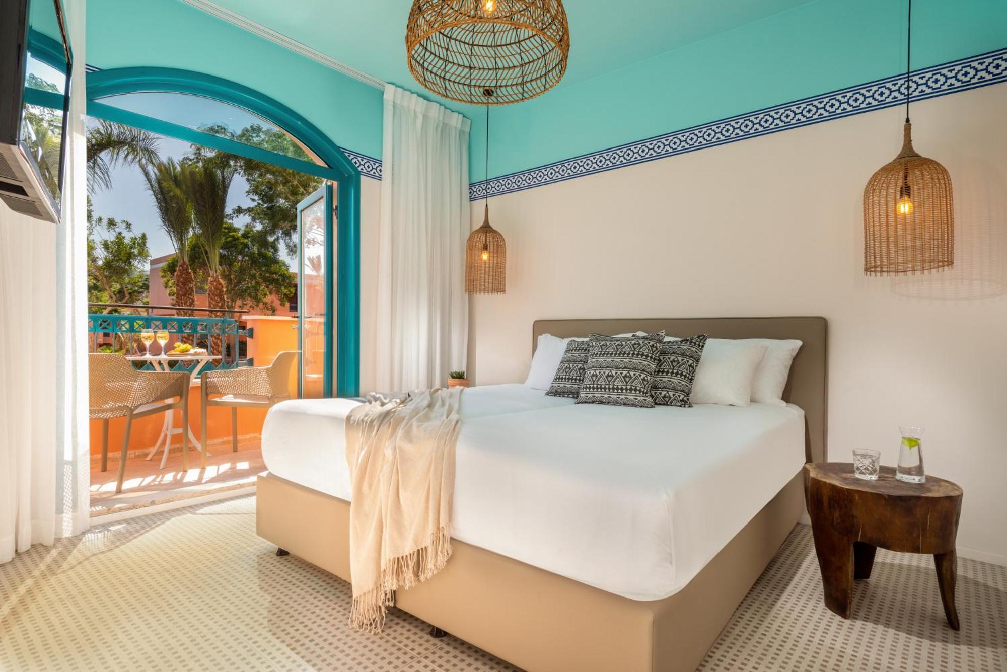 U Splash Hotel 2*