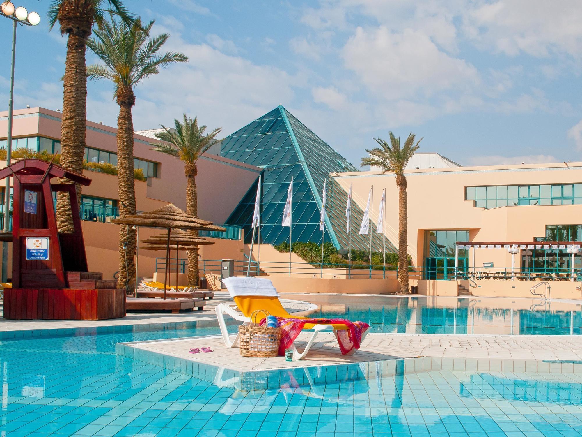 U Splash Hotel 2*